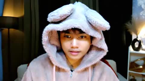 Snapshot of mister_officer chatting on December 8, 2024, 3:13 pm SAINT SACHI will make your day online show from December 8, 2024, 3:13 pm