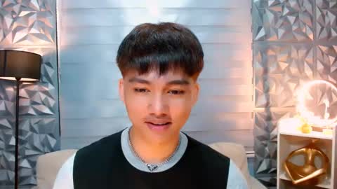 Snapshot of mister_officer chatting on February 3, 2025, 2:45 pm SAINT SACHI will make your day online show from February 3, 2025, 2:45 pm