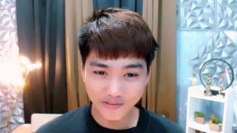 Snapshot of mister_officer chatting on October 12, 2025, 5:56 pm SAINT SACHI will make your day online show from October 12, 2025, 5:56 pm