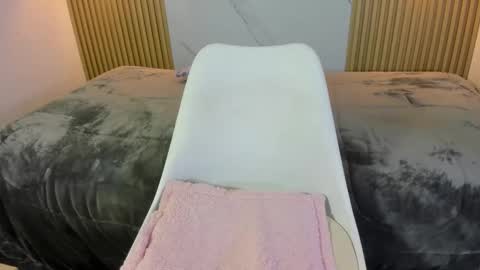 Snapshot of mister_venom chatting on December 19, 2025, 11:01 pm venom online show from December 19, 2025, 11:01 pm