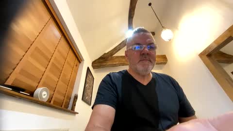 Misterblivs online show from December 28, 2024, 7:44 am