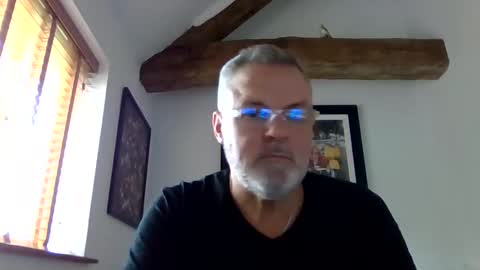 Misterblivs online show from October 26, 2025, 10:32 am