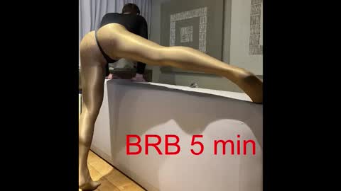 misterbobbyxx online show from October 11, 2025, 4:22 am