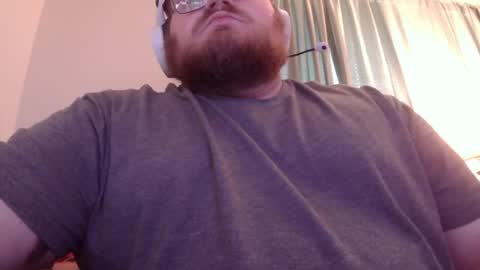 Snapshot of mistermac935 chatting on September 30, 2025, 10:48 pm mistermac935 online show from September 30, 2025, 10:48 pm