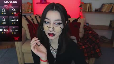 Snapshot of mistress__marcelline chatting on October 20, 2025, 9:43 am Marcelline online show from October 20, 2025, 9:43 am