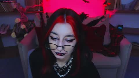 Snapshot of mistress__marcelline chatting on October 31, 2025, 10:16 am Marcelline online show from October 31, 2025, 10:16 am