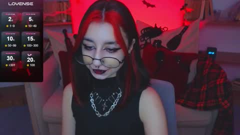 Snapshot of mistress__marcelline chatting on November 1, 2025, 9:55 am Marcelline online show from November 1, 2025, 9:55 am