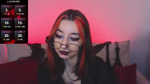 Snapshot of mistress__marcelline chatting on December 14, 2025, 10:20 am Marcelline online show from December 14, 2025, 10:20 am