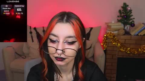 Snapshot of mistress__marcelline chatting on January 7, 2026, 9:56 am Marcelline online show from January 7, 2026, 9:56 am