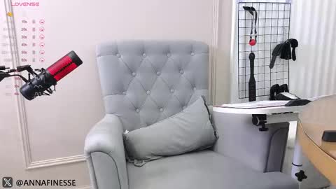 Her Infernal Majesty online show from March 4, 2025, 4:30 pm