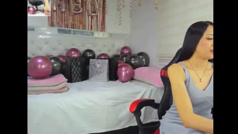 mistress_findom online show from October 29, 2025, 10:33 pm