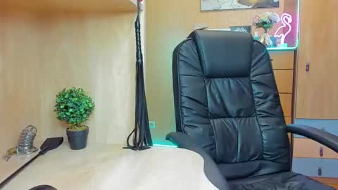 Mistress Kristi online show from January 27, 2025, 9:44 pm