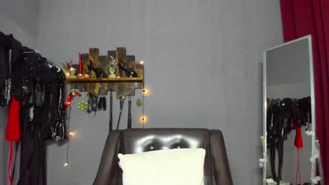 Mistress Pamela online show from December 25, 2024, 3:29 am