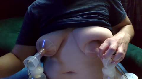 Snapshot of mistresscannabliss chatting on September 10, 2025, 4:01 am MistressCannaBliss milk milf squirt mistress online show from September 10, 2025, 4:01 am