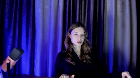 mistresselizy online show from October 8, 2025, 10:51 pm