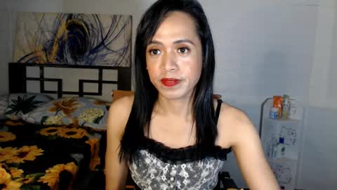 Snapshot of mistressnicoletrans chatting on December 21, 2024, 3:20 pm SexyCutieNicole online show from December 21, 2024, 3:20 pm