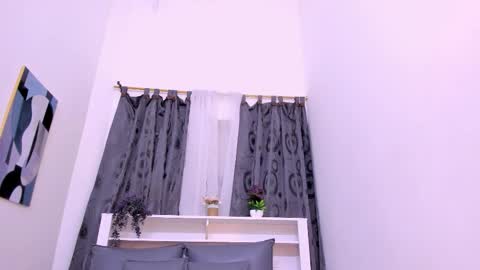 mistt_miaa online show from December 21, 2025, 11:50 am