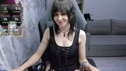 misty_dark online show from June 5, 2026, 8:47 pm