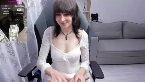 misty_dark online show from July 20, 2026, 3:58 pm
