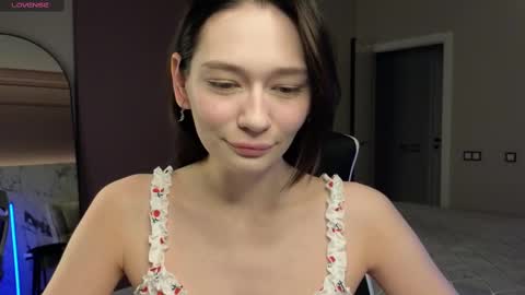 misty_roseee online show from February 14, 2025, 5:19 am