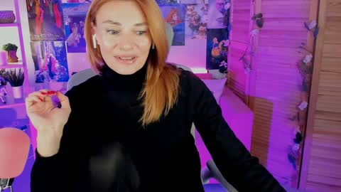 Snapshot of mistybarnes chatting on December 9, 2024, 3:22 pm MistyBarnes NONUDE MODEL online show from December 9, 2024, 3:22 pm