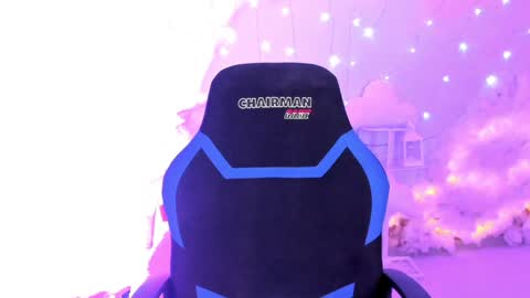 Snapshot of mistybarnes chatting on December 21, 2024, 2:47 pm MistyBarnes NONUDE MODEL online show from December 21, 2024, 2:47 pm