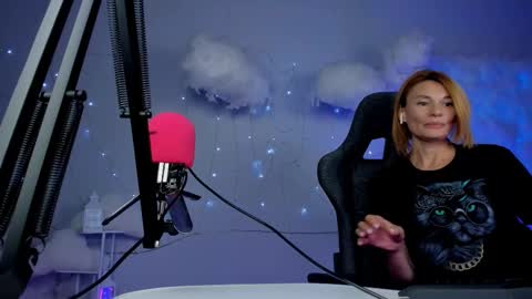 Snapshot of mistybarnes chatting on March 10, 2025, 2:59 pm MistyBarnes NONUDE MODEL online show from March 10, 2025, 2:59 pm