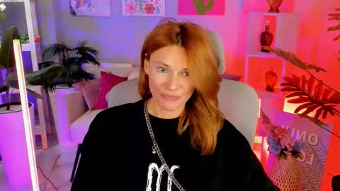Snapshot of mistybarnes chatting on October 30, 2025, 3:02 pm MistyBarnes NONUDE MODEL online show from October 30, 2025, 3:02 pm