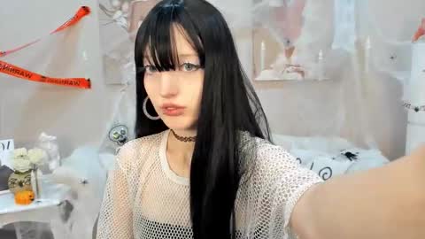 Misty online show from November 1, 2025, 6:21 pm