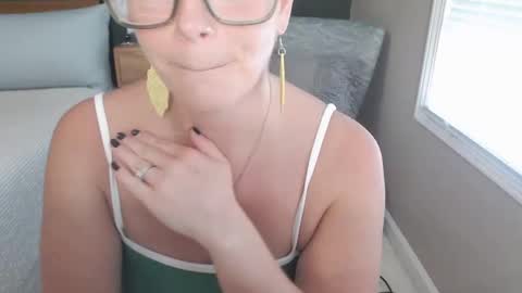 Misty Morgan online show from October 8, 2025, 8:28 pm