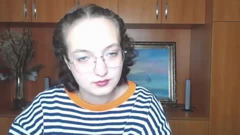 Aria online show from October 9, 2025, 11:30 am