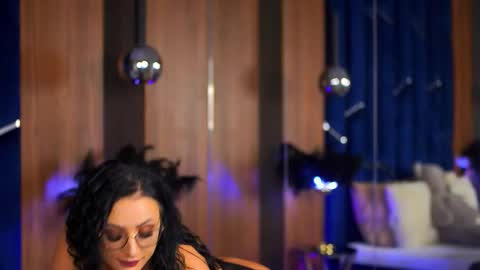 Romina online show from October 13, 2025, 10:43 pm