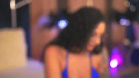Romina online show from October 16, 2025, 9:27 pm