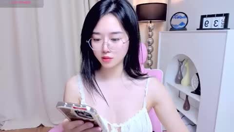 Snapshot of miu99999 chatting on June 5, 2026, 7:58 am miu99999 online show from June 5, 2026, 7:58 am