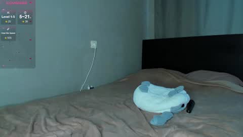 Snapshot of miumiumia chatting on December 29, 2024, 7:39 am Mia 3 online show from December 29, 2024, 7:39 am