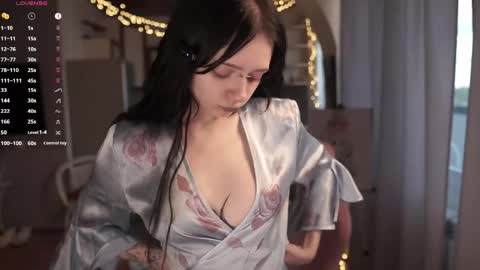 Yuka online show from May 17, 2026, 6:04 pm