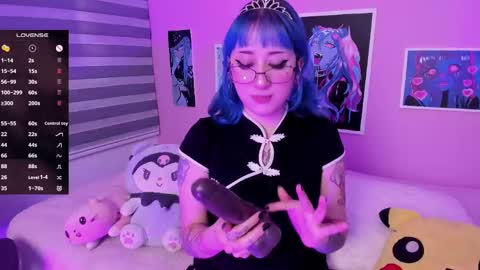 Snapshot of miwaviolet chatting on March 7, 2025, 7:38 pm Miwa Violet online show from March 7, 2025, 7:38 pm