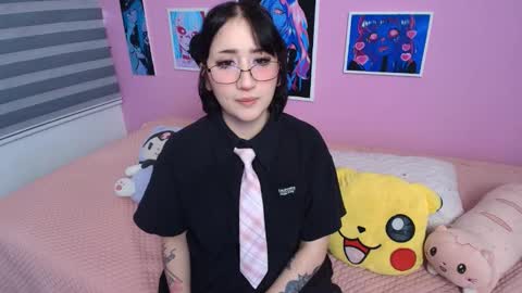 Snapshot of miwaviolet chatting on December 1, 2025, 9:31 pm Miwa Violet online show from December 1, 2025, 9:31 pm