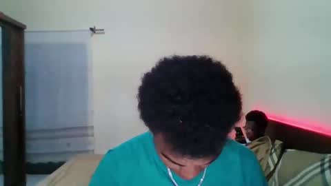 mixedboy_sexy online show from October 14, 2025, 4:52 pm