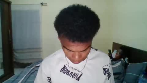 mixedboy_sexy online show from October 21, 2025, 7:03 pm