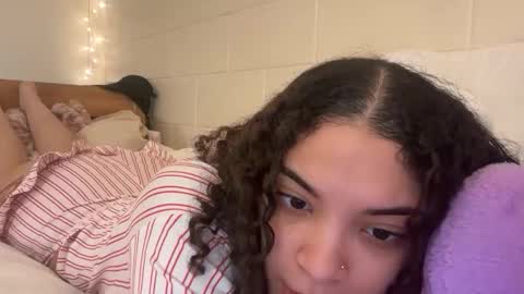 mixedmamas online show from February 14, 2026, 8:00 am