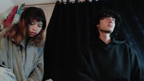 Naomi and Nekorii online show from April 15, 2026, 10:54 pm