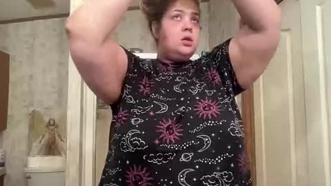 mixxedgoodness222 online show from December 15, 2025, 4:11 pm