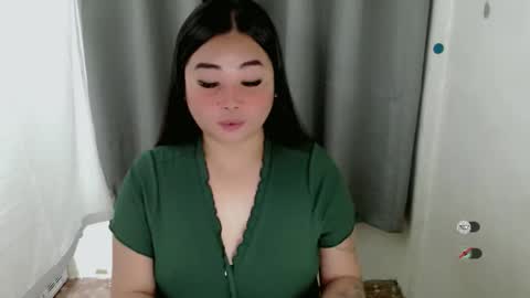 cassie marie online show from November 2, 2025, 6:43 pm