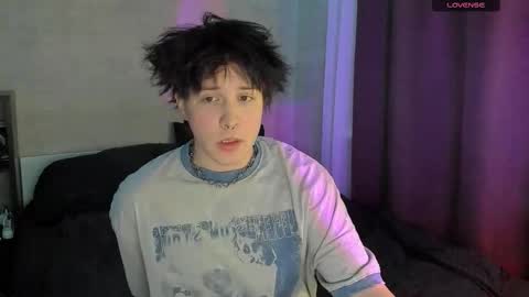 MeowMiku online show from December 14, 2025, 6:34 pm