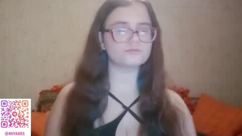 Milana online show from December 19, 2025, 3:24 am