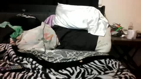 Snapshot of miztrezk chatting on September 9, 2025, 11:59 pm miztrezk online show from September 9, 2025, 11:59 pm