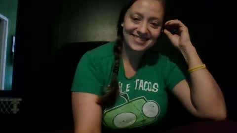 Snapshot of miztrezk chatting on September 23, 2025, 2:31 pm miztrezk online show from September 23, 2025, 2:31 pm