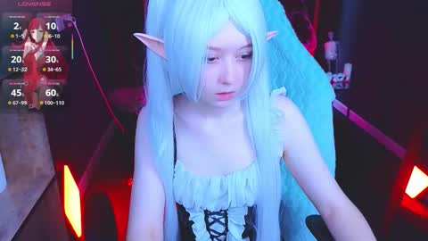 Snapshot of mizukinoyoru chatting on October 31, 2025, 10:49 am Mizuki online show from October 31, 2025, 10:49 am