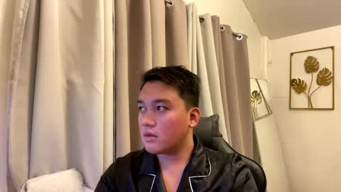 Michole Jay online show from March 26, 2026, 10:54 am